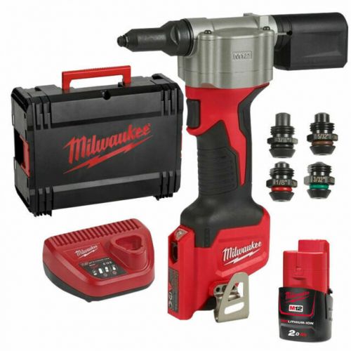 Акумулаторна нитачка Milwaukee M12 BPRT-201X с 1 батерия и зарядно 12 V, 2 Ah, 9 kN, 2.4-4.8 мм и 4 накрайника