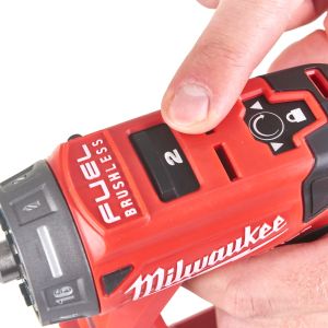 Акумулаторен винтоверт Milwaukee M12 FDDXKIT-0X без батерия и зарядно, 12 V