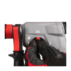 Акумулаторен перфоратор Milwaukee M18 BLHX-502X с батерия и зарядно, 18 V, 5.0 Ah, 2.3 J + Подарък акумулаторна батерия Milwaukee M18 B5, 18 V, 5 Ah