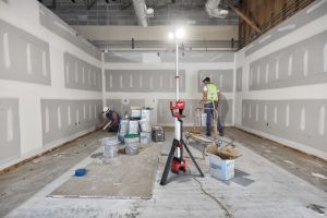 Акумулаторен прожектор Milwaukee M18 HOSALC-0, без батерия и зарядно, 18 V, 6000 lm