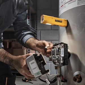 Акумулаторен фенер DeWALT DCL183, 3.6 V, 400 lm, LED, USB-C
